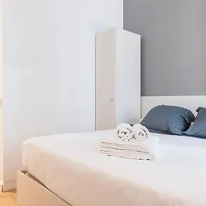 https://hostalin-barcelona-gran-via.catalonia-hotels.com